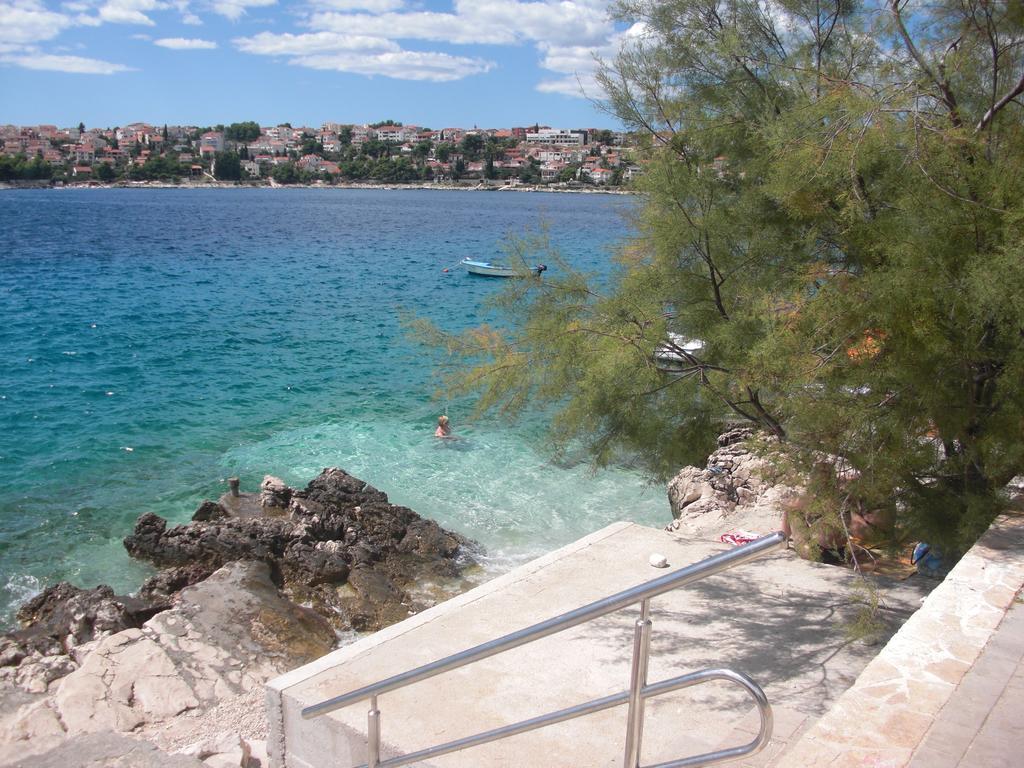 Apartments Dominika Trogir Zimmer foto